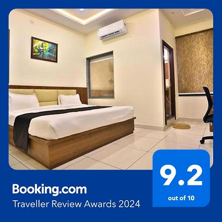 Hotel Shree Dev Prime Udaipur Buitenkant foto